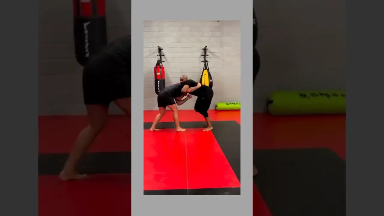 Jon Jones s'entraîne avec Gordon Ryan  #shorts