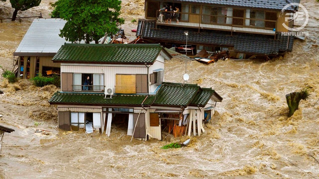 People have never seen this before! Severe flood and storm in Asir, Saudi Arabia