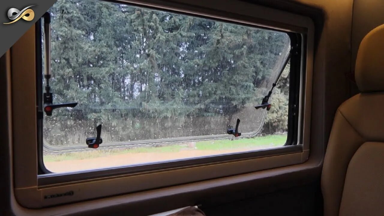 SONIDO de LLUVIA Sobre AUTOCARAVANA para DORMIR 🌧️ Lluvia Golpeando en el Techo de la Carabana