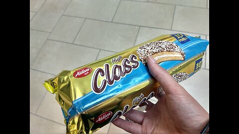 high class it is a biscuit or cookie review tq