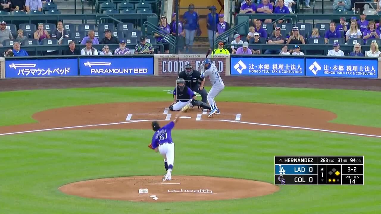 Teoscar Hernández's two-run homer