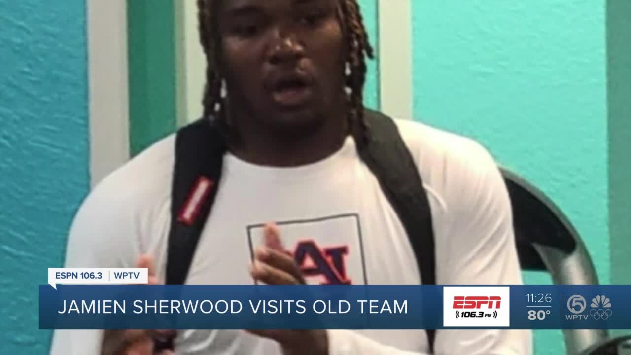 Jamien Sherwood visits Jensen Beach