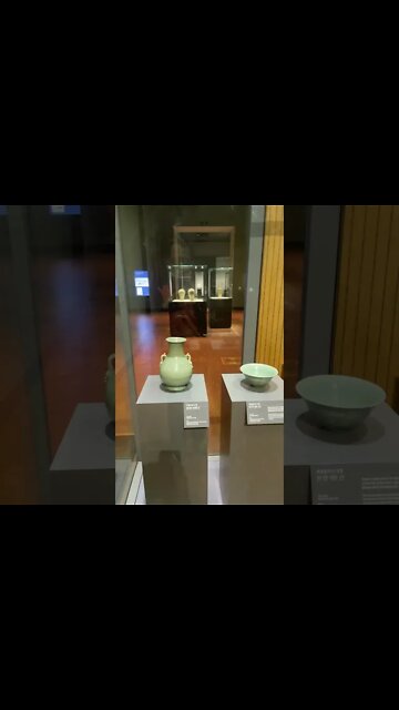 오리모양 연적, 靑磁鴨形硯滴, 국립중앙박물관, 생활용품, 문방구, 덕수, 연꽃, 동자무늬 주자, 靑磁透刻蓮花童子文注子, 한국, 고려, 음식기, 전체높이, 전체너비, 바닥지름,소장품