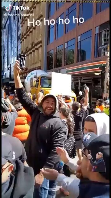 #Australia: Complete media blackout and servers down in Victoria today!