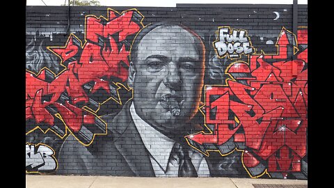 Tony Soprano Unmasked: The Complexities of an Anti-Hero 🎭🕵️‍♂️🌀