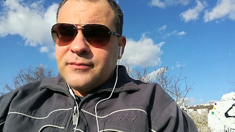 Gangstalking , Reflection On Hand Signs & Coughing