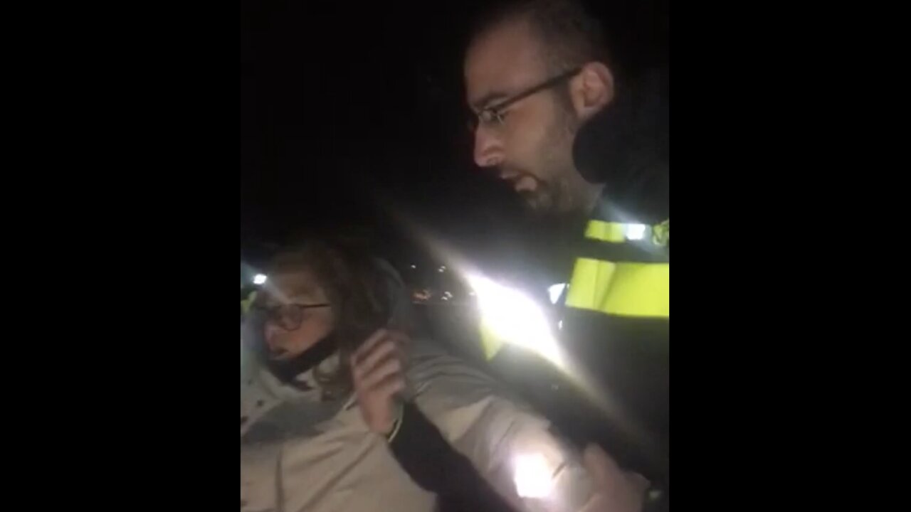 Helper van Caspar Zwart wordt zwaar geintimideerd - 14/02/21
