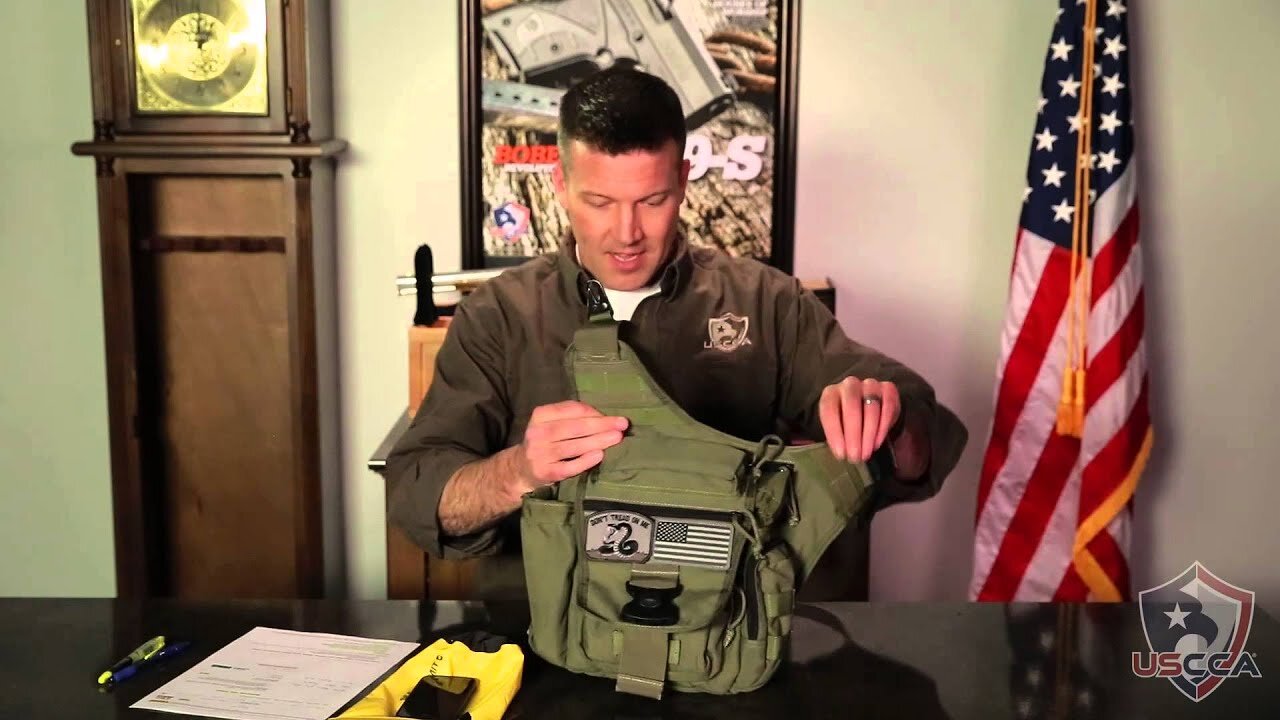 Tim's Beach Carry Solution - The Maxpedition Jumbo Versipack