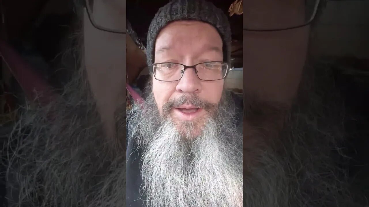 tune in later 7pm @luckyburritos #stevecutlerlive