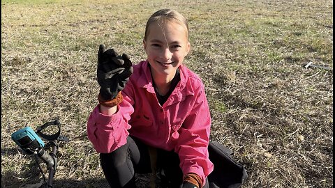 Amelia Finds Treasure Metal Detecting Part1