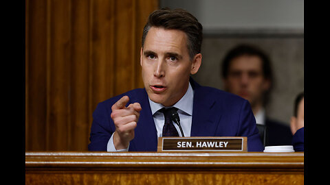 Josh Hawley Puts DOJ & FBI On Notice Over Trump Prosecutions: 'Don't Shred a Single Document'