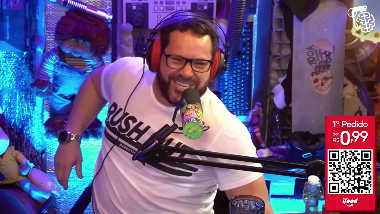 A CAGANEIRA NA CASA DO SOGRO CAFÉ COM BOBAGEM Cortes do Inteligência Ltda