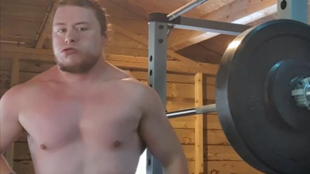 65 Kgs x 5 STRICT, PAUSED Overhead Press.