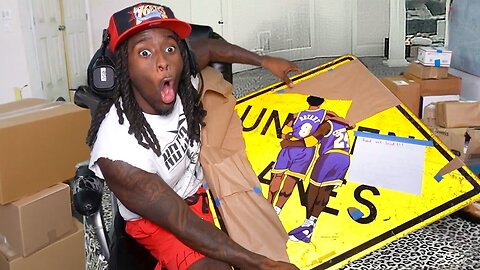 Kai Cenat Viewers Sent Me The CRAZIEST Packages...