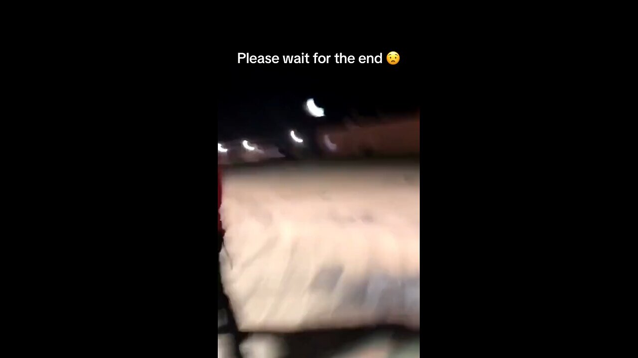 Nasty plastic bag squirts in man face !