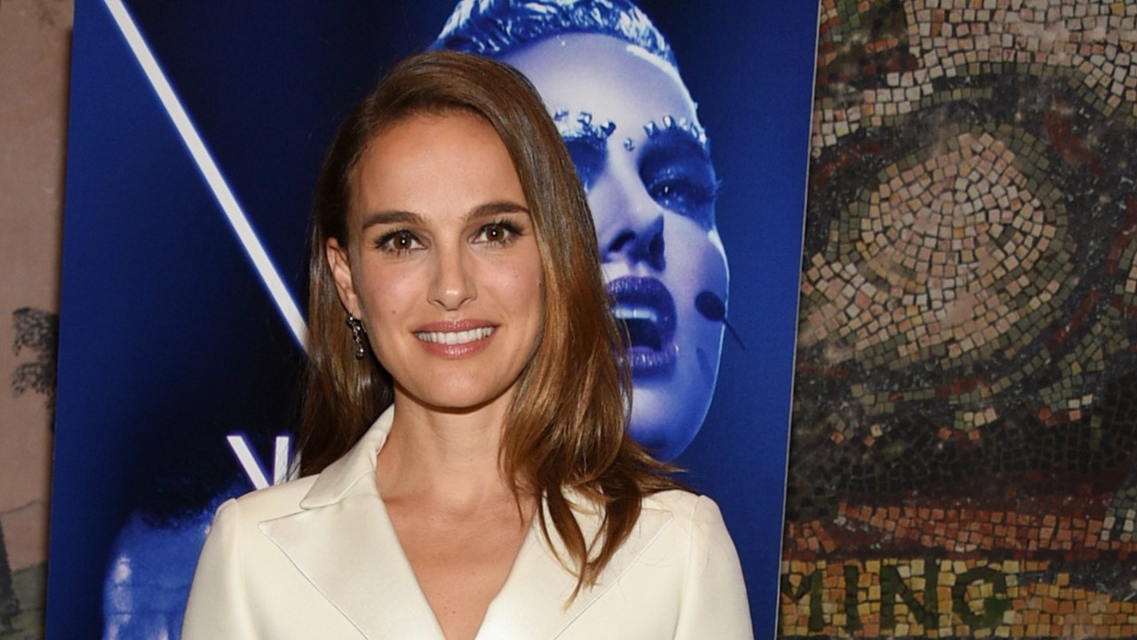 Natalie Portman Gets Pestered By Man Claiming To Be John Wick