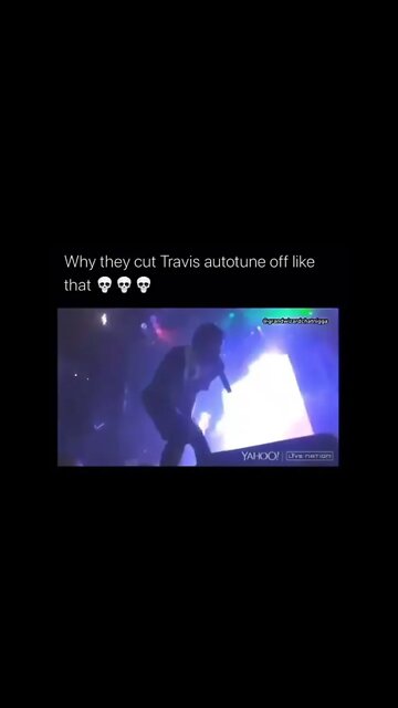 Travis Scott's autotune turns off during live concert #shorts
