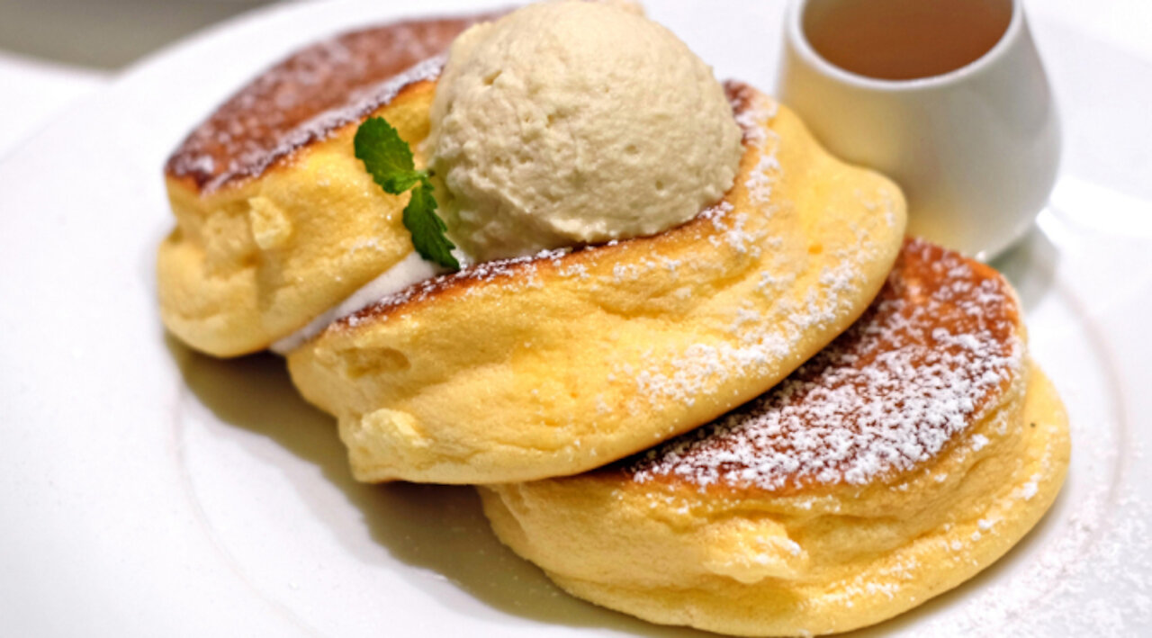 Japanese Super Fluffy Pancake in Hong Kong - Shiawase no Pancake 幸せのパンケーキ Happy Pancake 幸福班戟