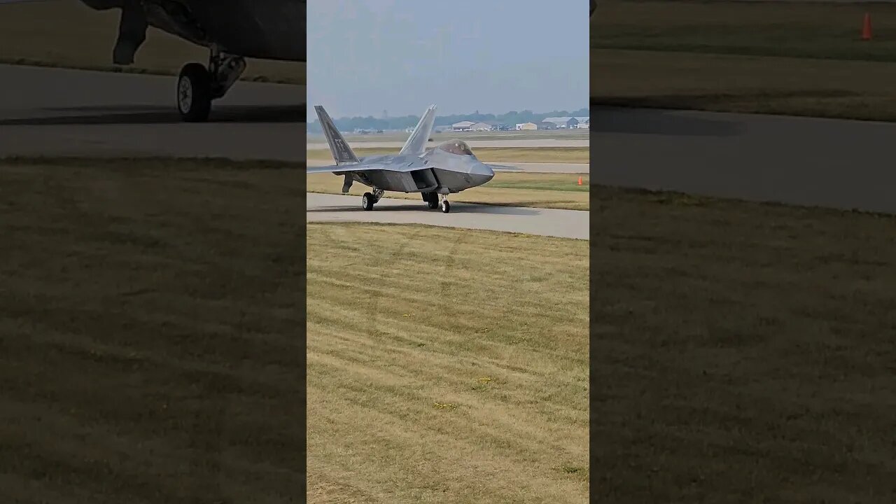 what's better? #F35 or #F22