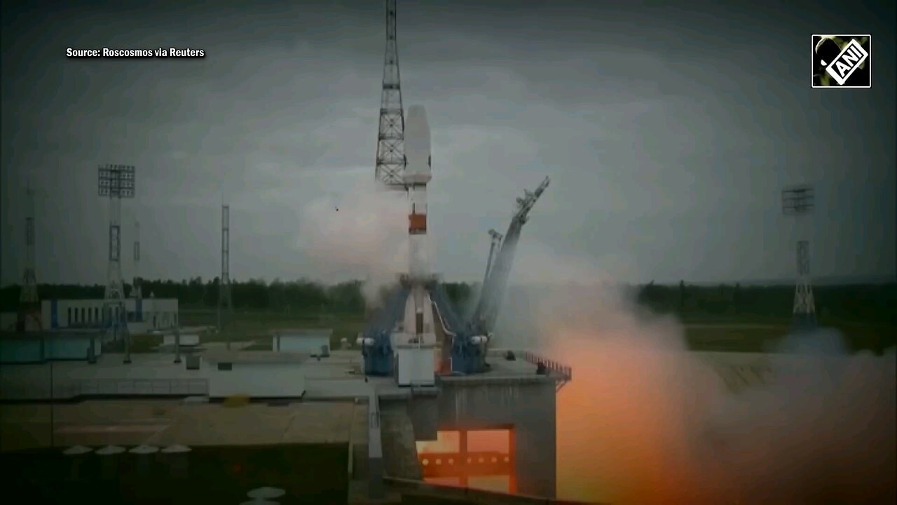 Russia Luna Space Craft Crushes In to Moon 🌜