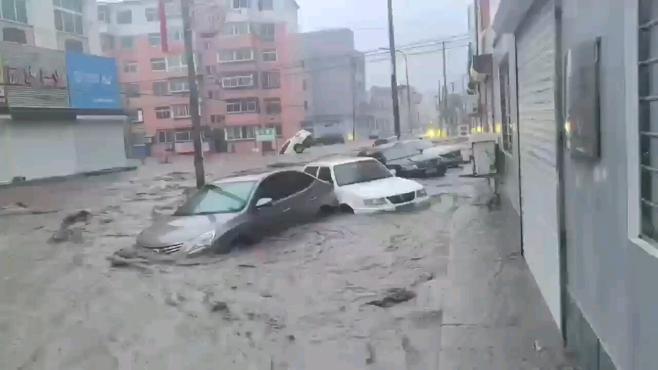 On August 20, the city of Huludao in Liaoning Province was flooded.