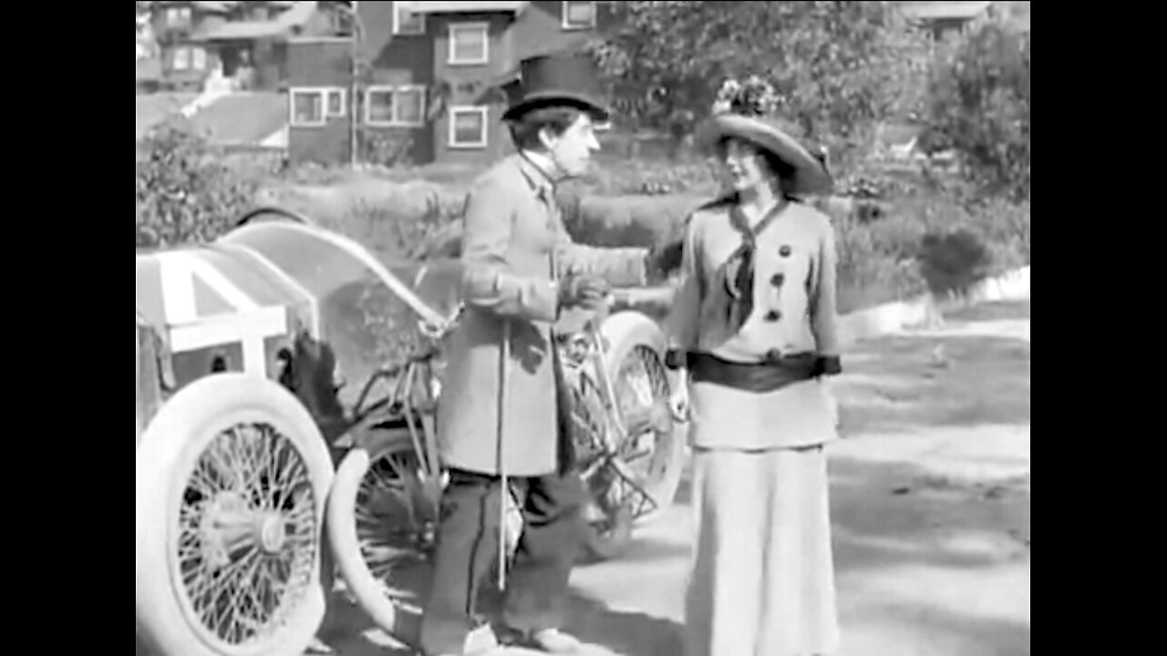 Mabel at the Wheel - Mabel Normand, Charlie Chaplin