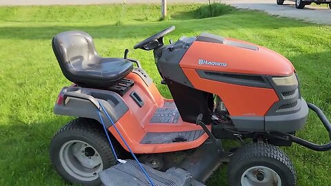 2006 Husqvarna YTH1848 XPT - Walk around