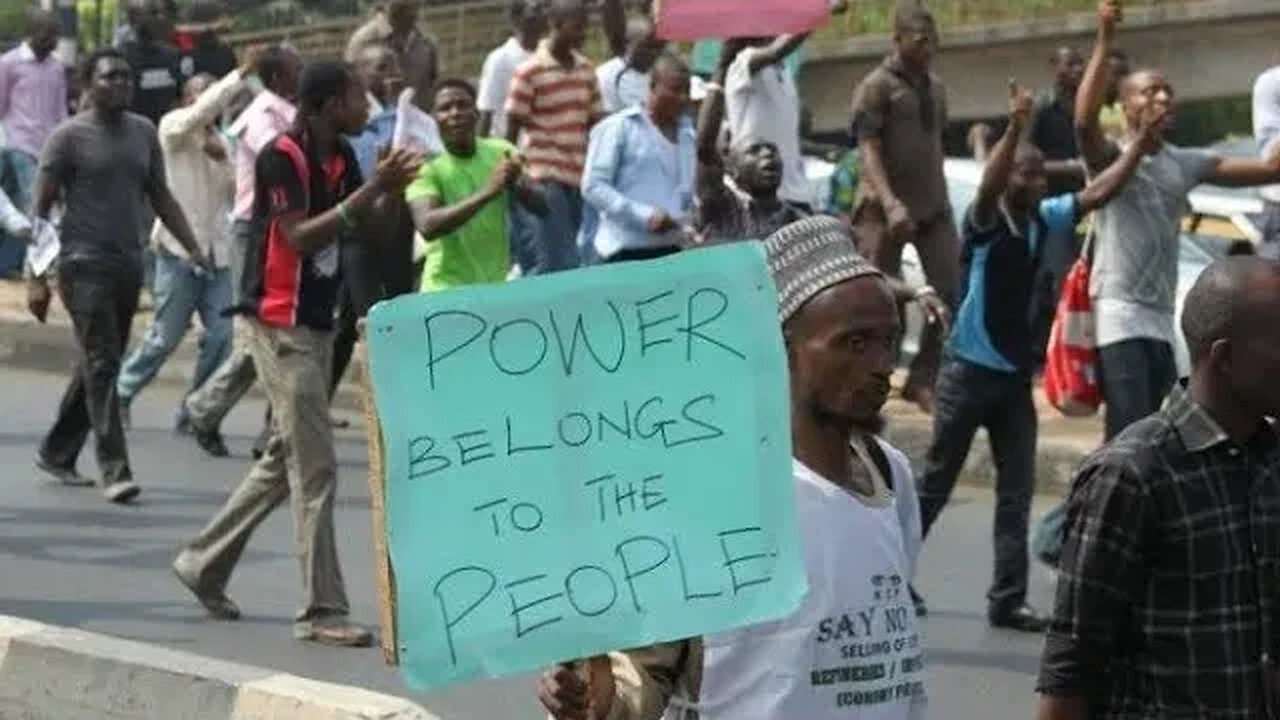 #protests #Fuelsubsidy watch massive trekking, Tinubu you are worst president in history Reaction