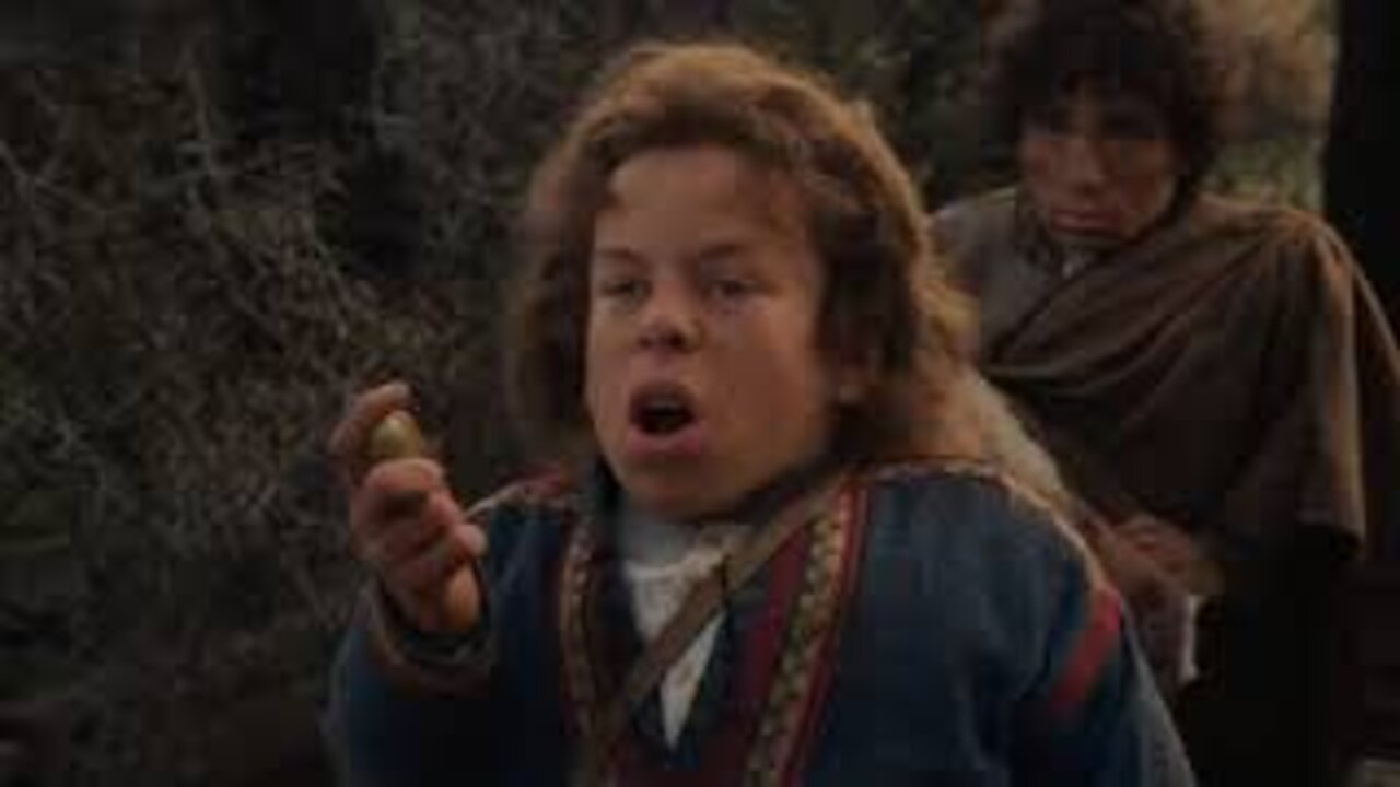 Willow - Don't there's a Peck with an acorn pointed at me. You be careful -Powerful Sorcerer -80s