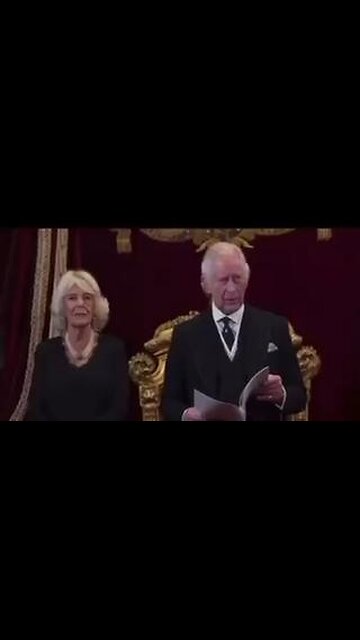 Queen Camillia in a mask?