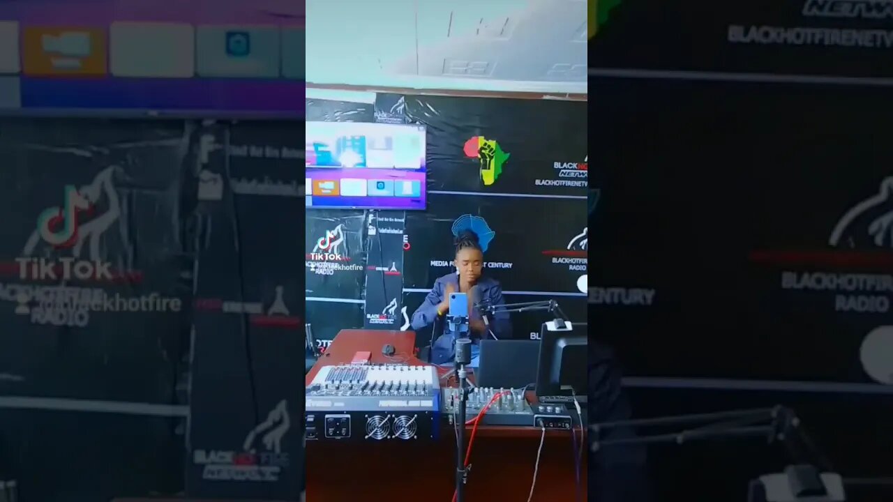 The vibes show every monday-friday