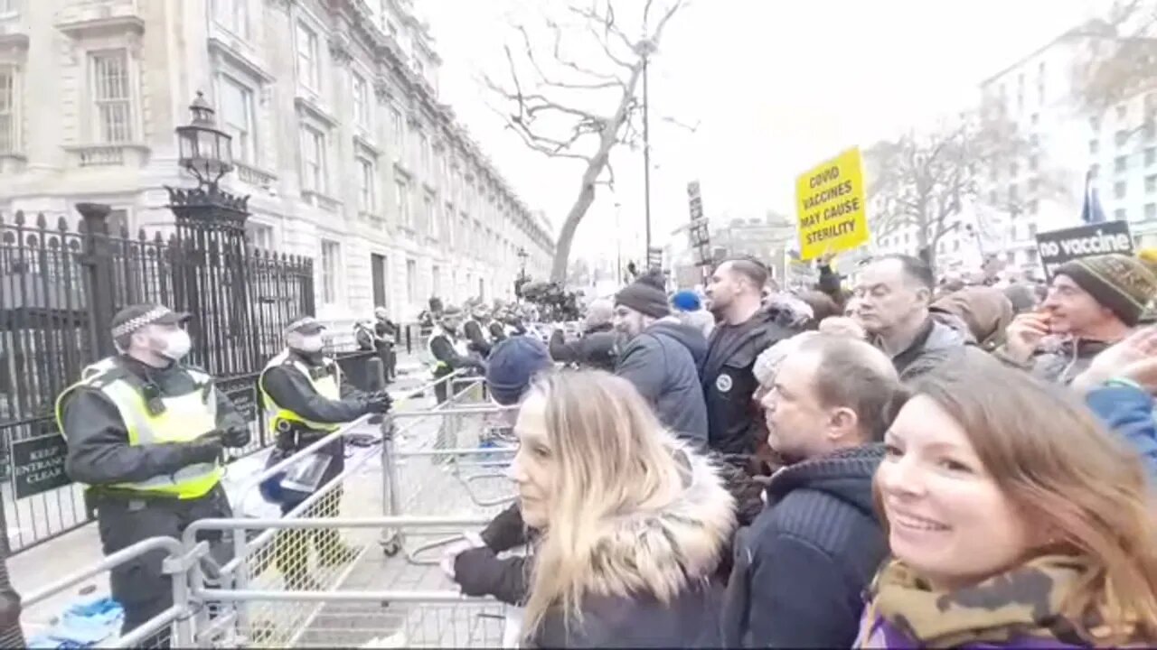 Live DOWNING STREET