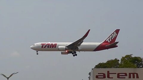 Boeing 767-300ER PT-MSX na final antes de pousar Manaus vindo de Guarulhos
