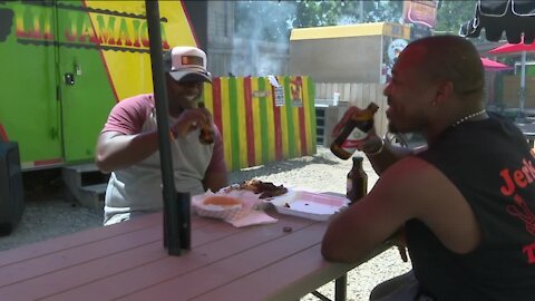 'The Rideshare Foodie' comes to Green Bay