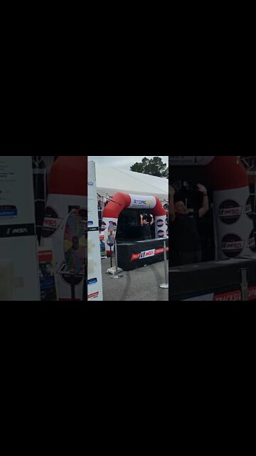 THIS GUY IS HANGING SO MUCH FUN #shorts