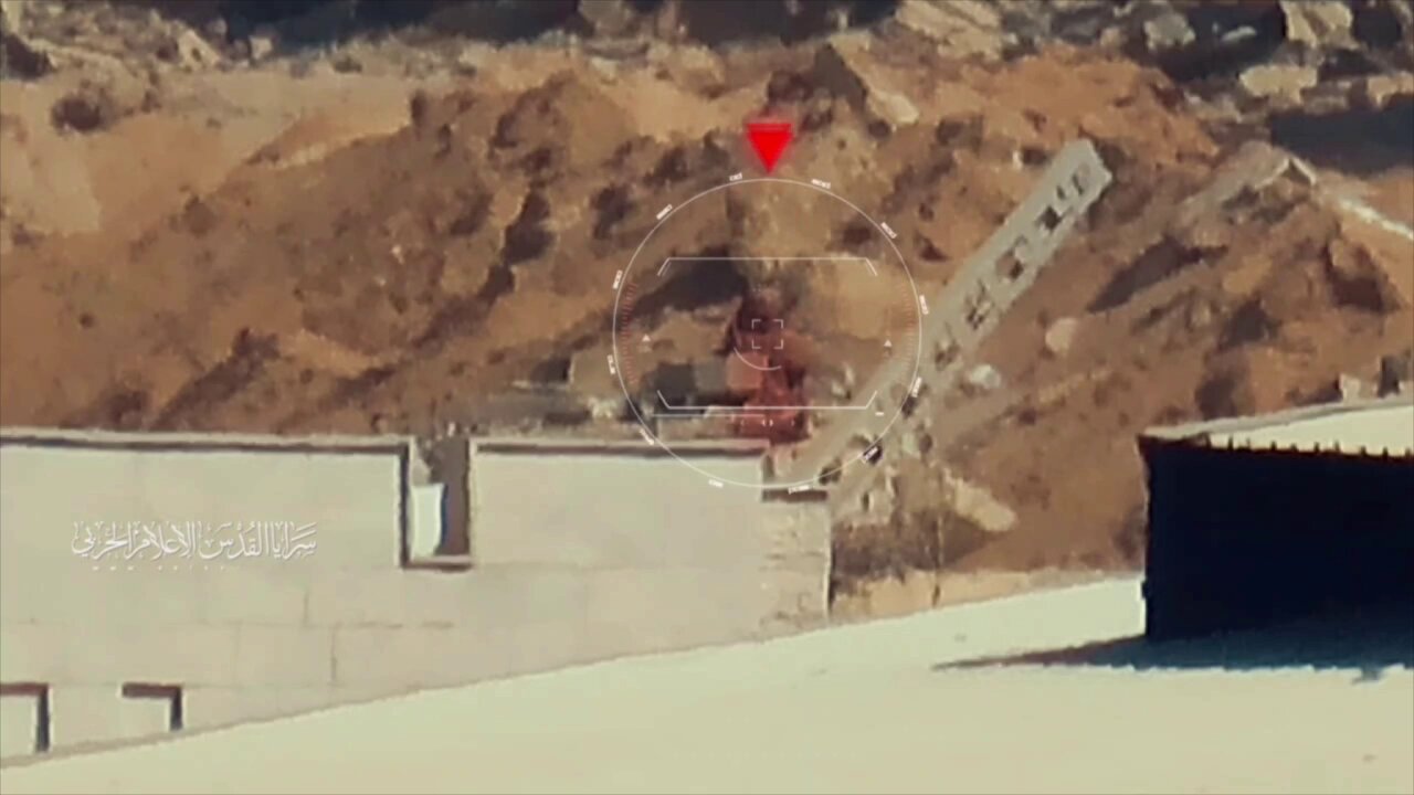 🇵🇸/🇮🇱 WATCH: Saraya Al-Quds sniped an Israeli soldier east of Jabalia camp