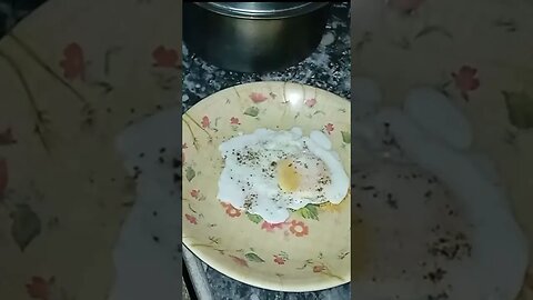 Perfect fried eggs. | Egg Fried | Breakfast | बिल्कुल सही तले हुए अंडे. | अंडा तला हुआ | नाश्ता |