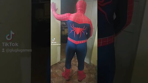 homem aranha e pego no flagra com a boca na botija. #shorts