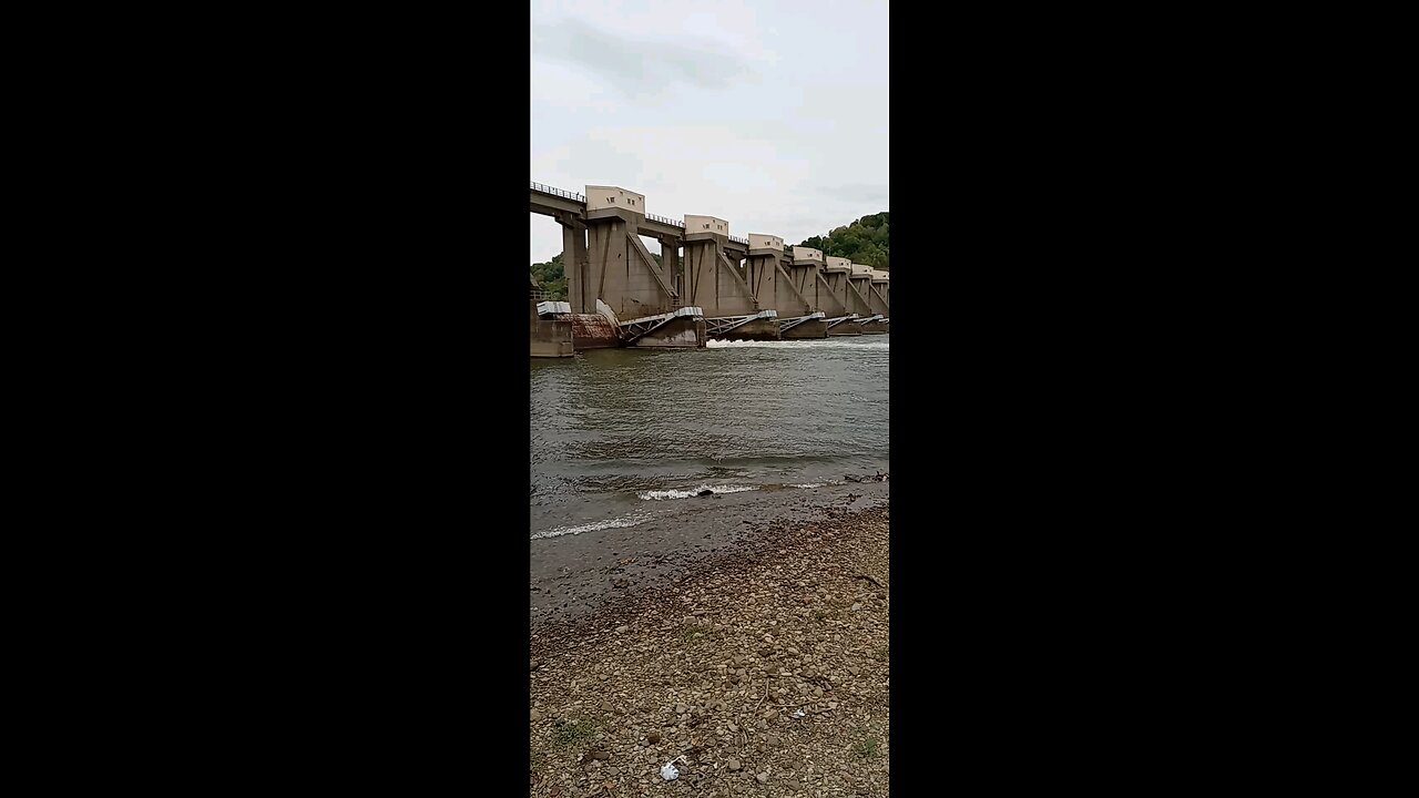 PIKE ISLAND DAMN