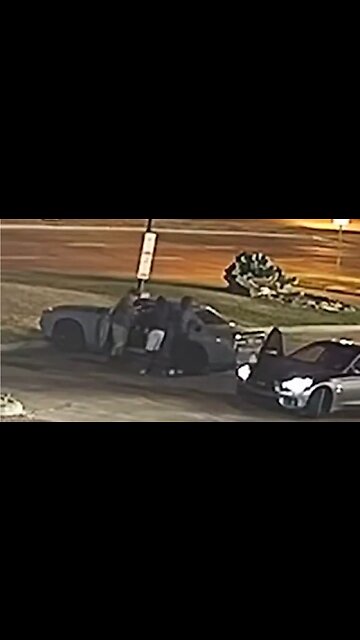 Carjackers In Dallas Picked The Wrong Undercover Cop To Jack, Get Into Shootout