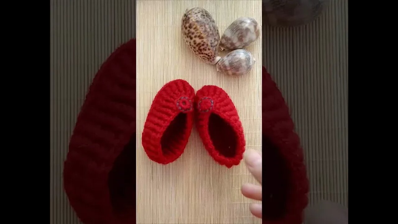 How To Crochet Baby Shoes #Shorts