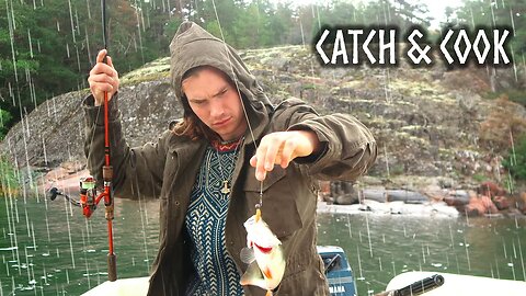 Catching Fish in Rain & ISLAND CAMPING