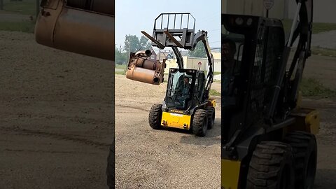 Load up the cleaned one box to customer’s truck #mechanic #dpf #dpfcleaning