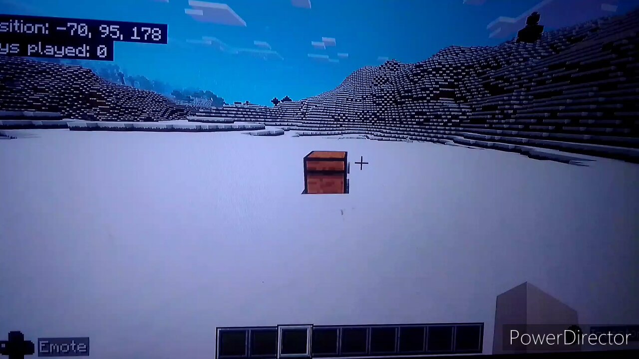 how to make a powder snow farm in Minecraft