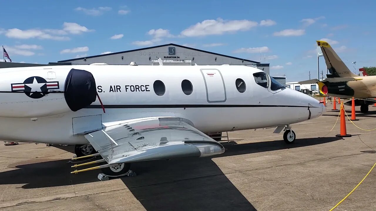 LOBO USA TRAINING AIRCRAFT