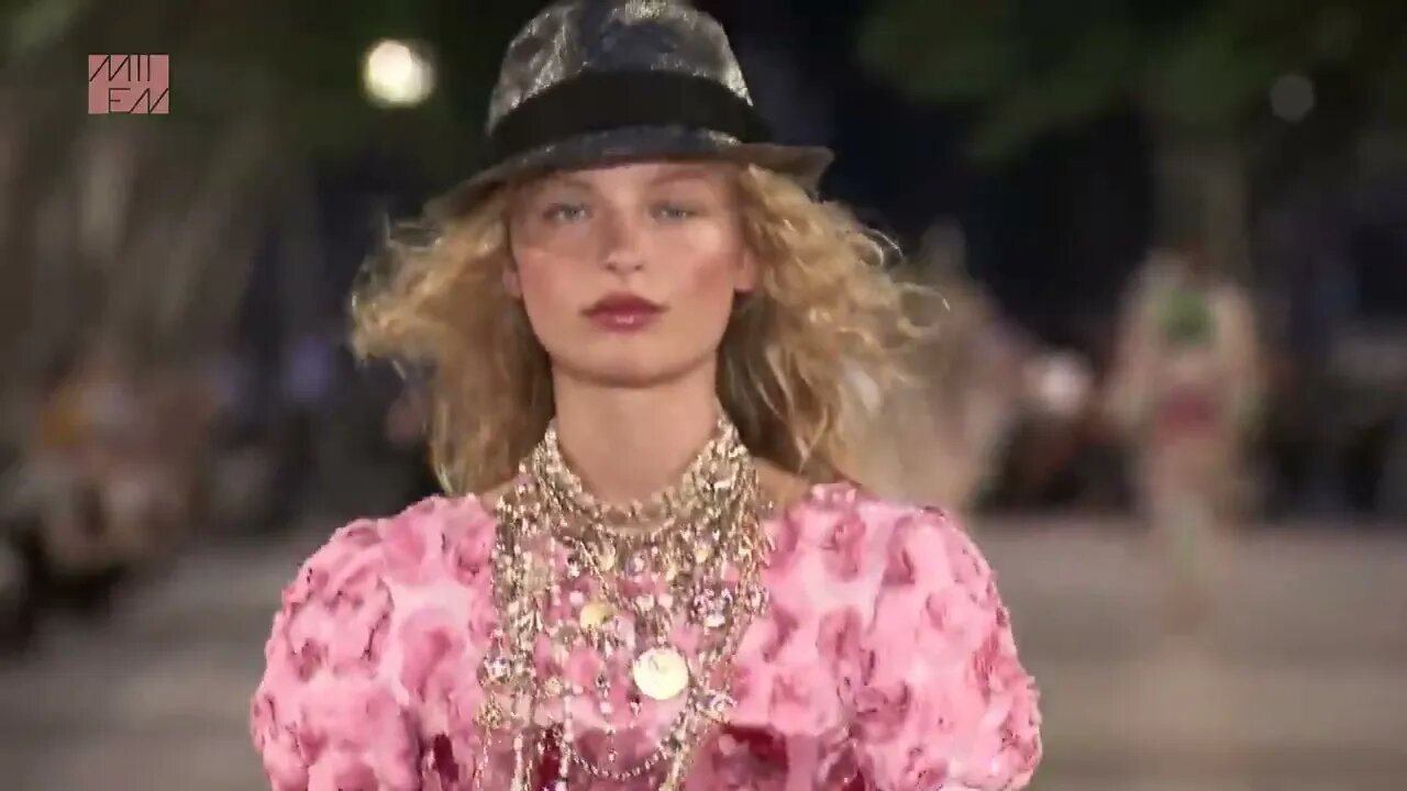 CHANEL Cruise 2016/2017 in Cuba [Flashback Fashion] | YOUR PERSONAL STYLE DESTINATION, MIIEN