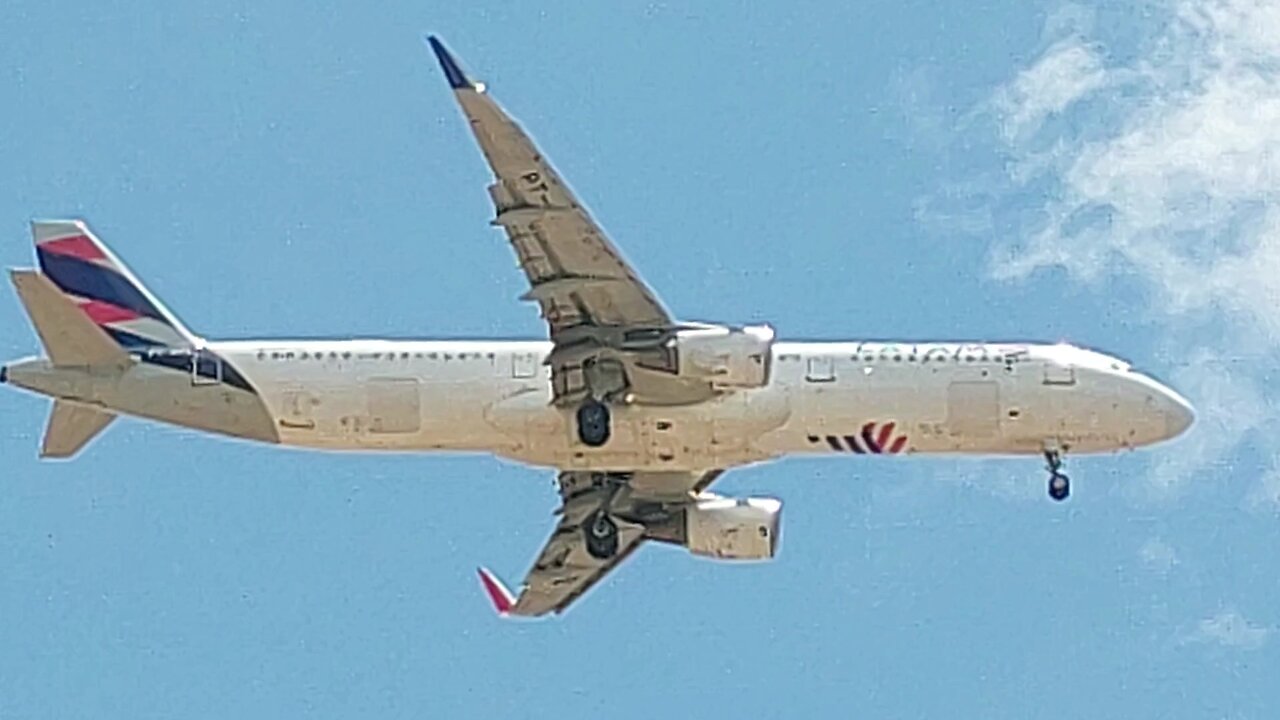 Airbus A321 PT-XPL coming from Guarulhos to Fortaleza