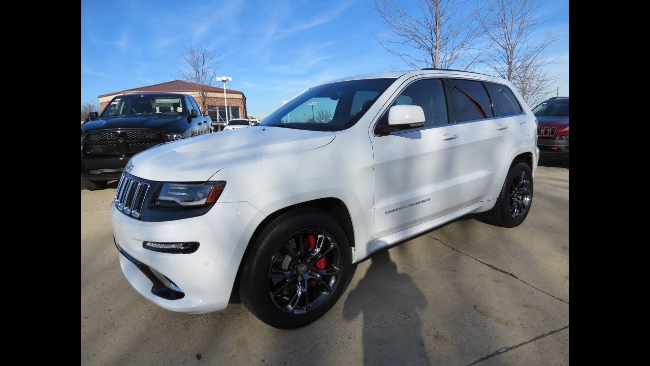 2014 Jeep Grand Cherokee SRT Start Up, Exhaust, and In Depth Review