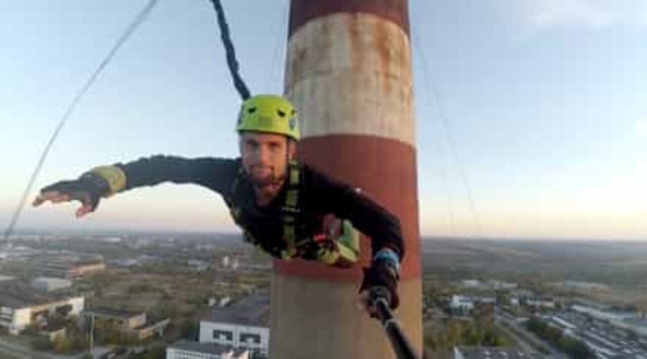 Fantástico rope jumping a 119 metros de altura na Ucrânia