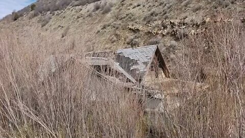 Searching for Ghosts and Swamp Monsters - Thistle, Utah, Road Trip